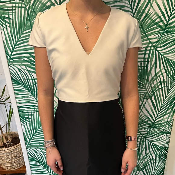 Camilyn Beth Cocktail Black and White Bow Dress 4 - Picture 7 of 7